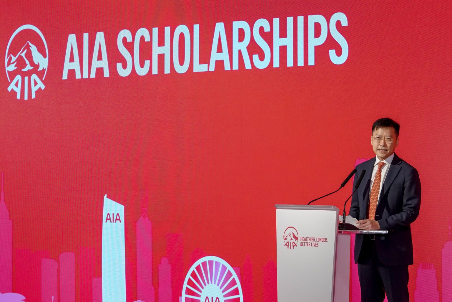 HSUHK RECEIVES AIA GROUP’S GENEROUS SUPPORT ON SCHOLARSHIP PROGRAMME