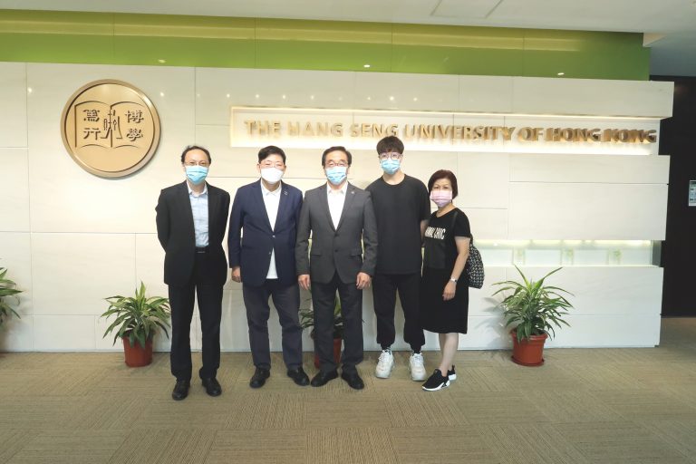 Visit from Dr Ken Ho and family - The Hang Seng University of Hong Kong